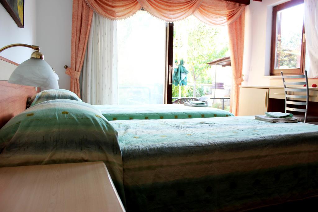 Apartments Cavae Romanae 梅杜林 外观 照片